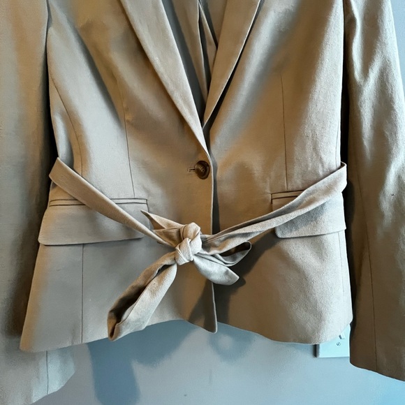 Ann Taylor Women's Beige Blazer with Tie Waist Petite 4 Linen Blend - Picture 5 of 11